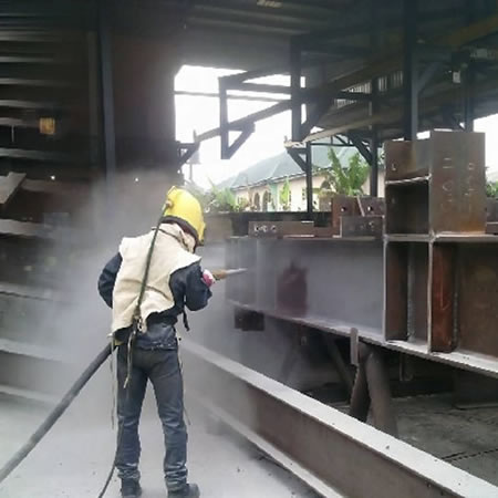 Chorro abrasivo y chorro de arena en estructuras de acero y metal en Bogotá, Colombia