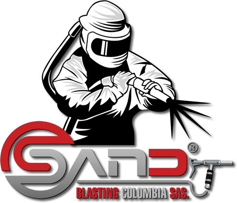 Logo Sandblasting Colombia SAS. Chorro de Arena y Servicio en aplicación de acabados industriales en Bogotá, Colombia. Sandblasting Colombia SAS.